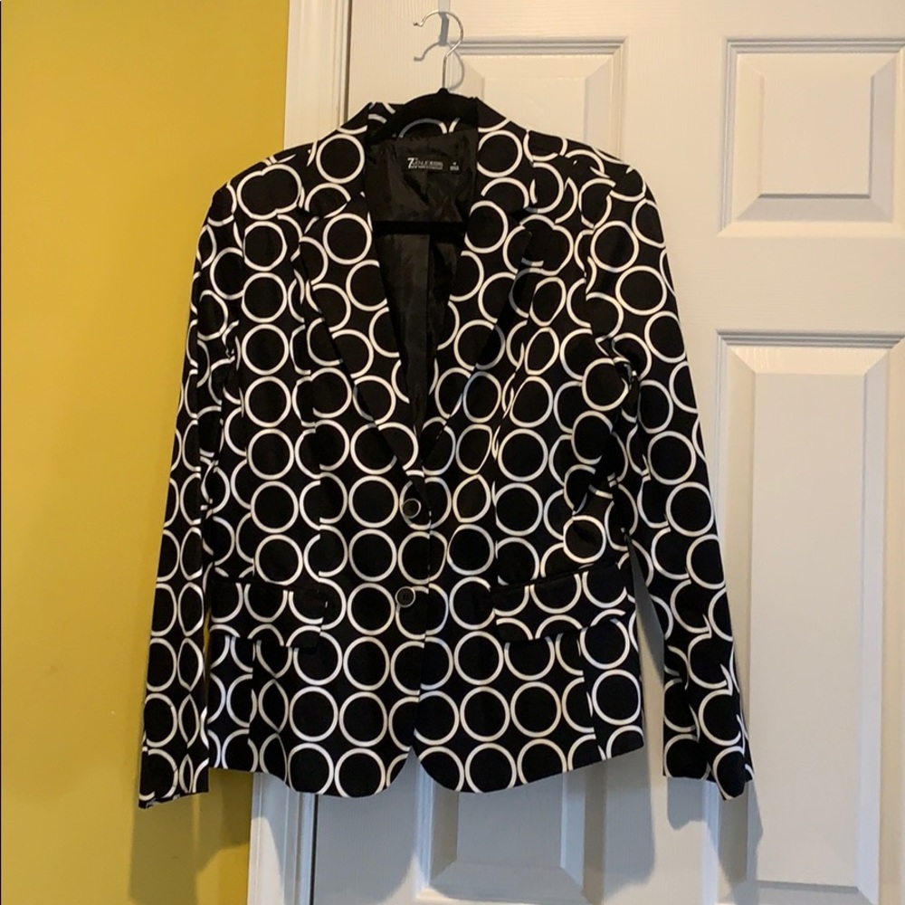 COPY - New York & Company Black and white blazer